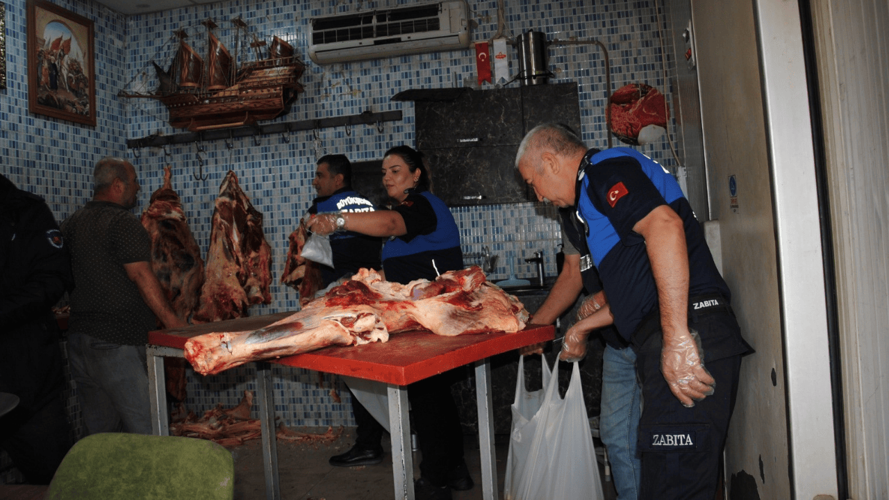 1 ton bozuk et lokantalara satılacaktı!