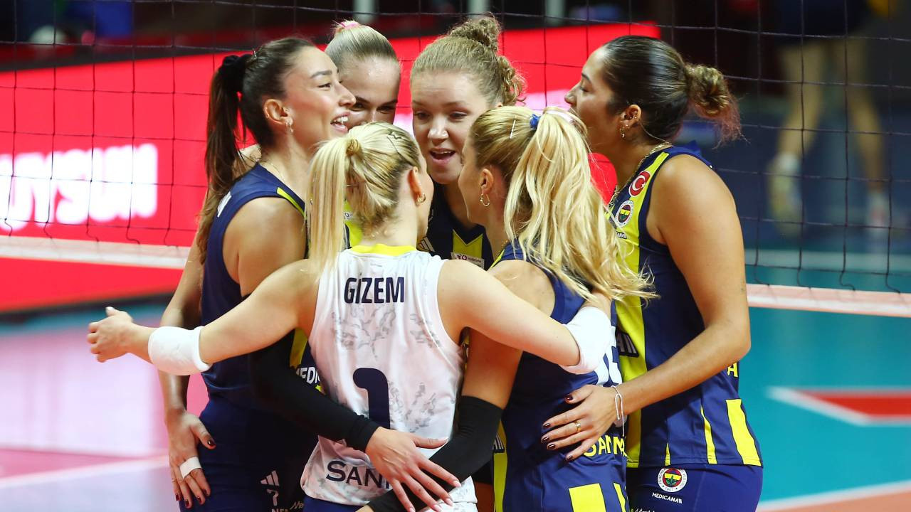 Fenerbahçe Medicana, THY'yi 3-0 yendi