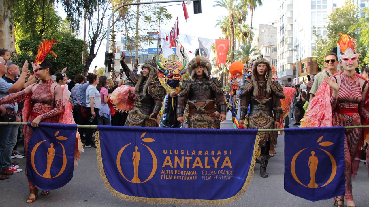 62'nci Altın Portakal görkemli bir törenle başladı