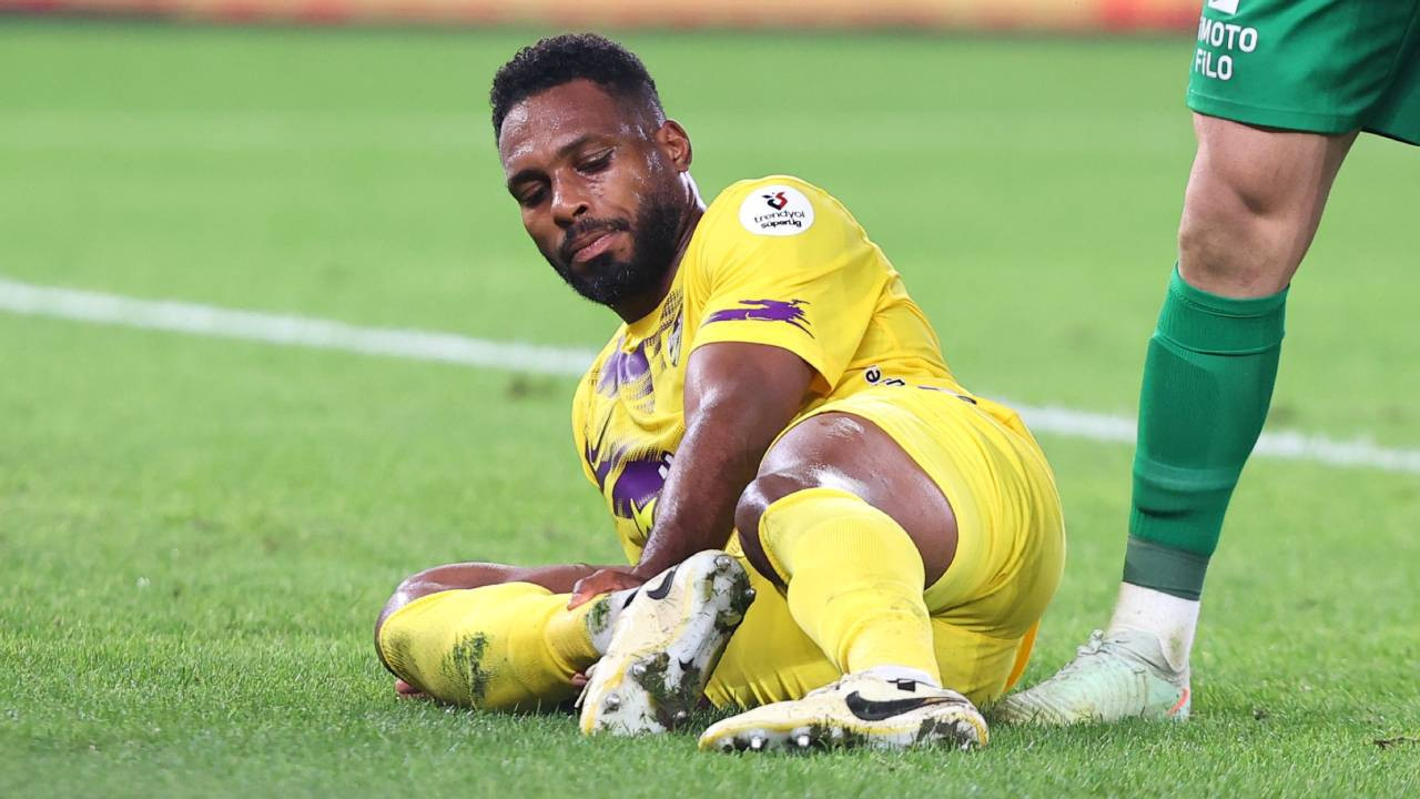 Luccas Claro'da 'yırtık, çıkık ve kırık' tespit edildi