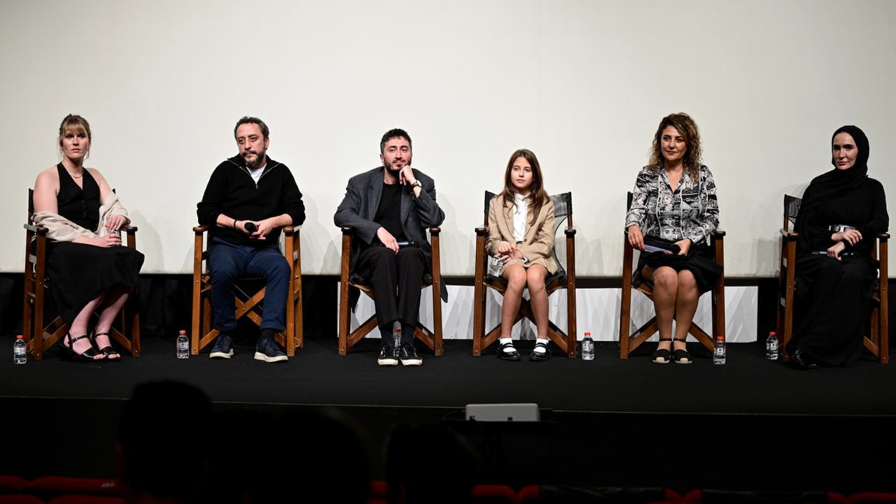 Altın Portakal 'Aldığımız Nefes' ve 'Tavşan İmparatorluğu' gösterildi