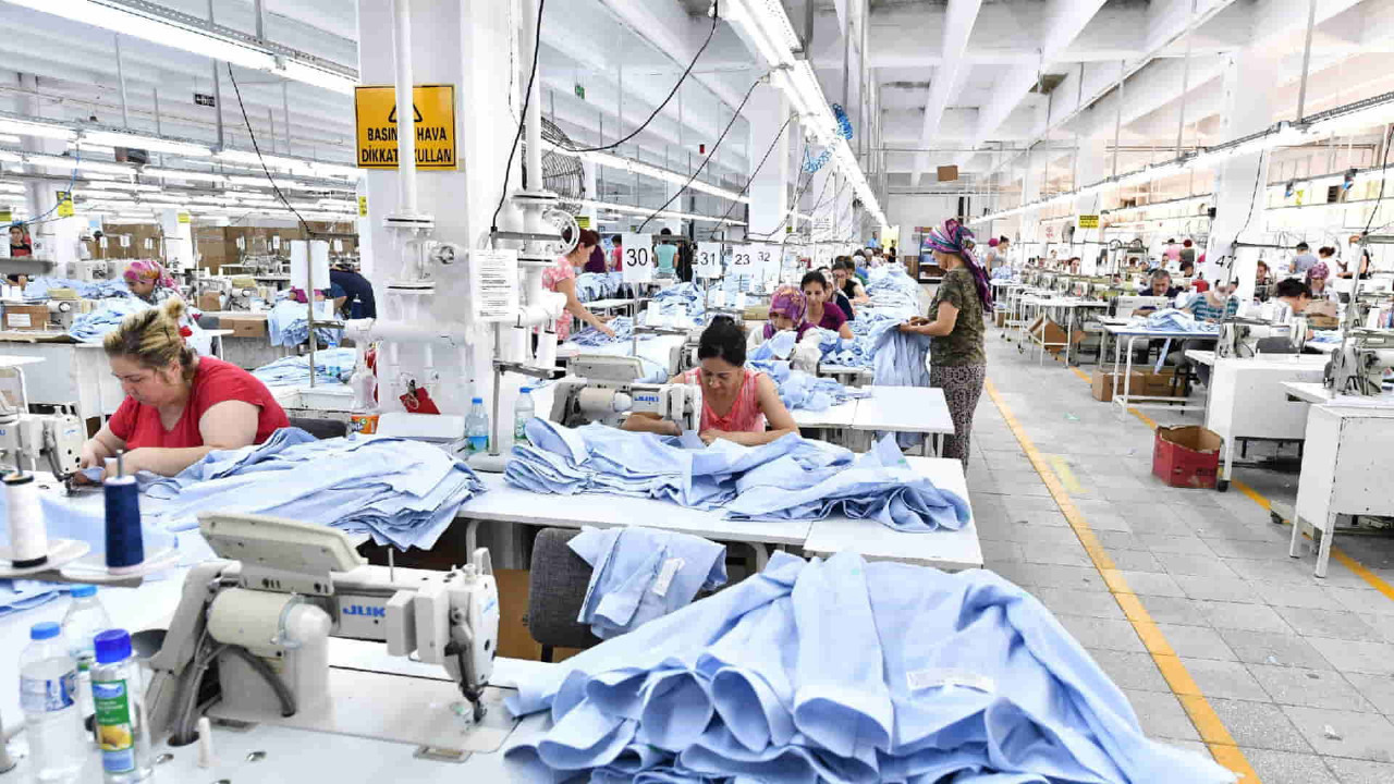 ‘Tekstil ve hazır giyimde 8 ayda 2 bin 781 işyeri kapandı’