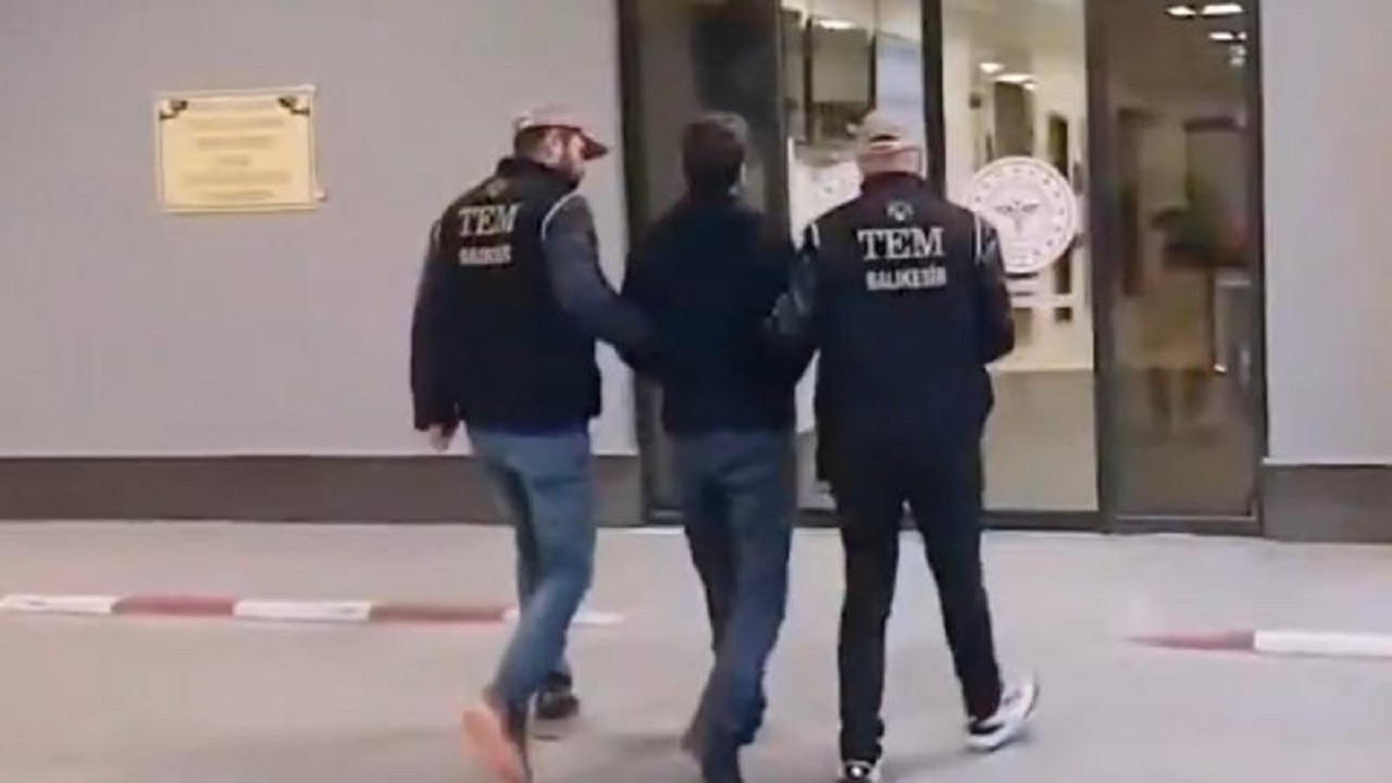 27 ilde FETÖ operasyonu: Aktif görevdeki memurlarda gözaltında