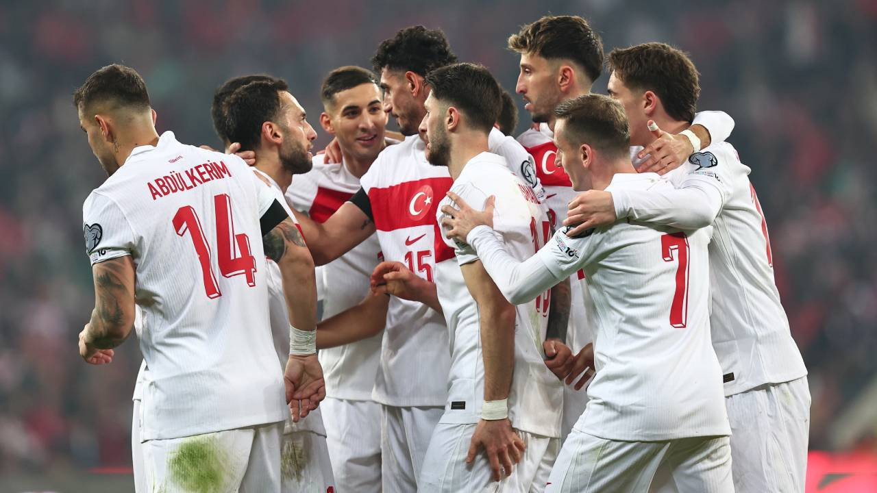 A Milli Takım, İspanya'ya konuk oluyor! Maç öncesi muhtemel 11'ler