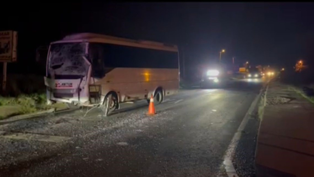 Tekirdağ'da iki servis aracı çarpıştı: 8 işçi yaralandı