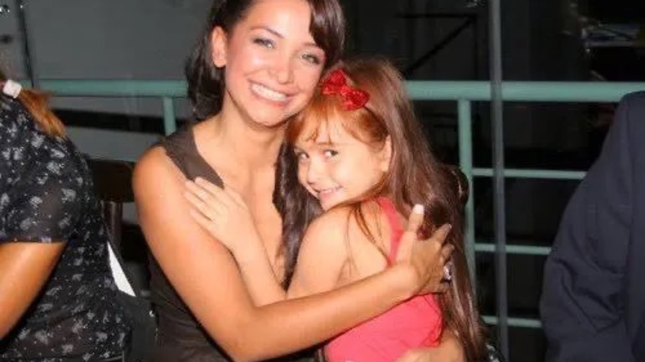 Asena Keskinci annesi Ayşe Keskinci kimdir?