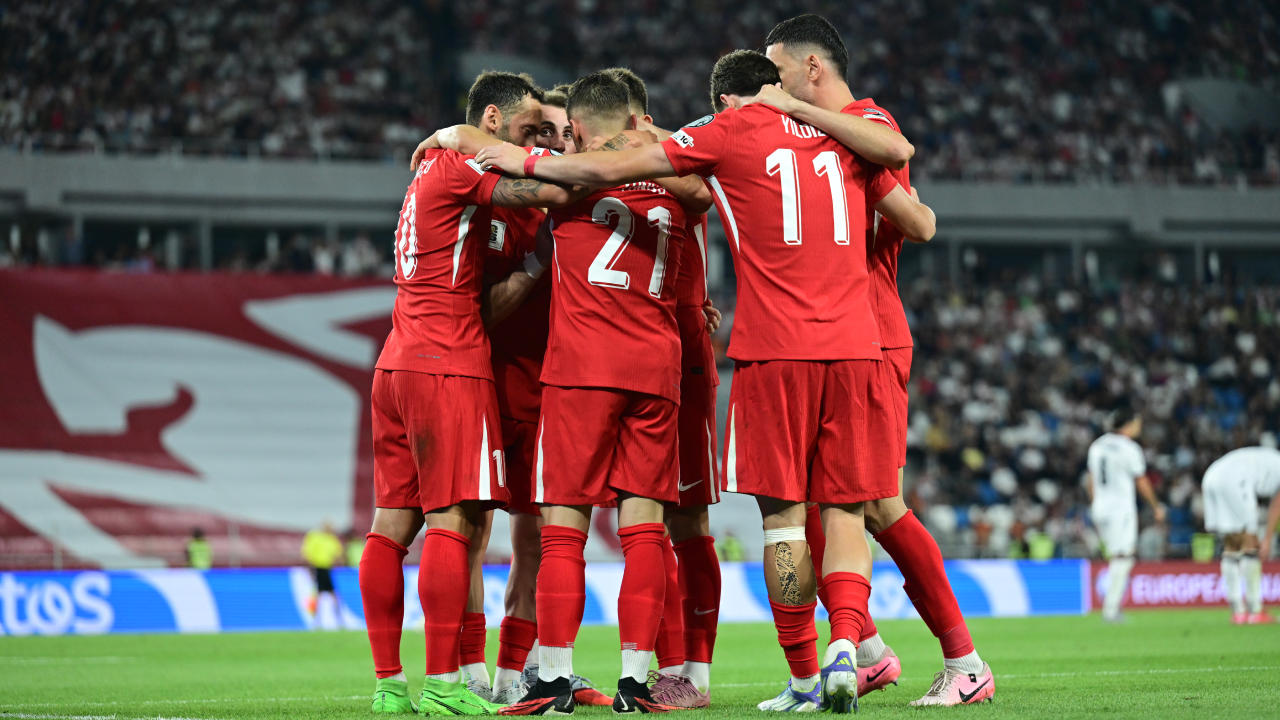 Bonservissiz geliyor! Süper Lig devi milli yıldızı kapmak üzere