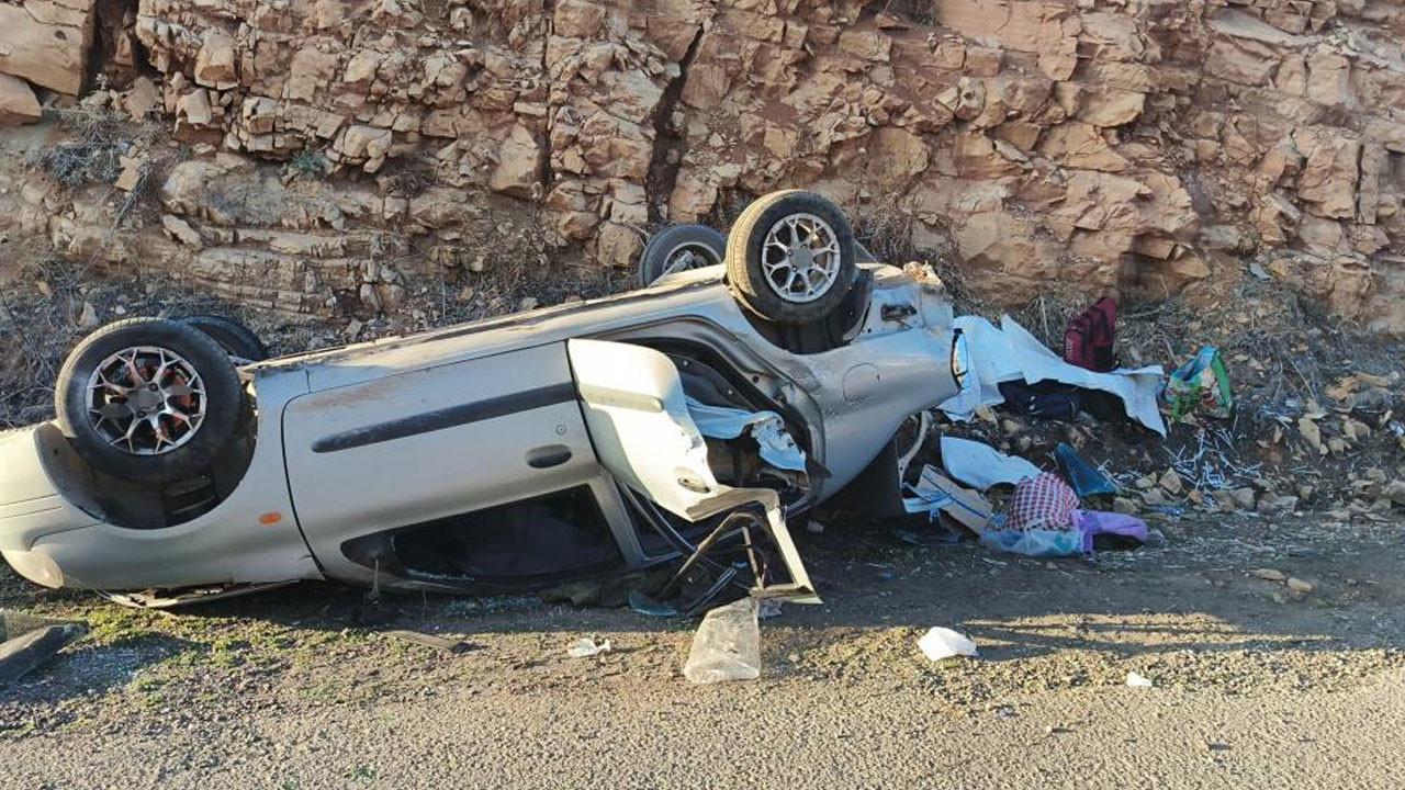 Adıyaman'da otomobil devrildi: 3 yaralı
