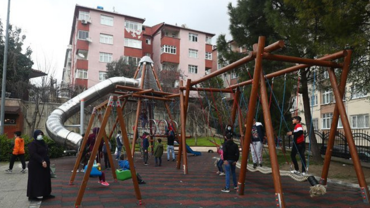 İstanbul'da dehşet! 4 çocuk oyuncaklarda elektrik akımına kapıldı