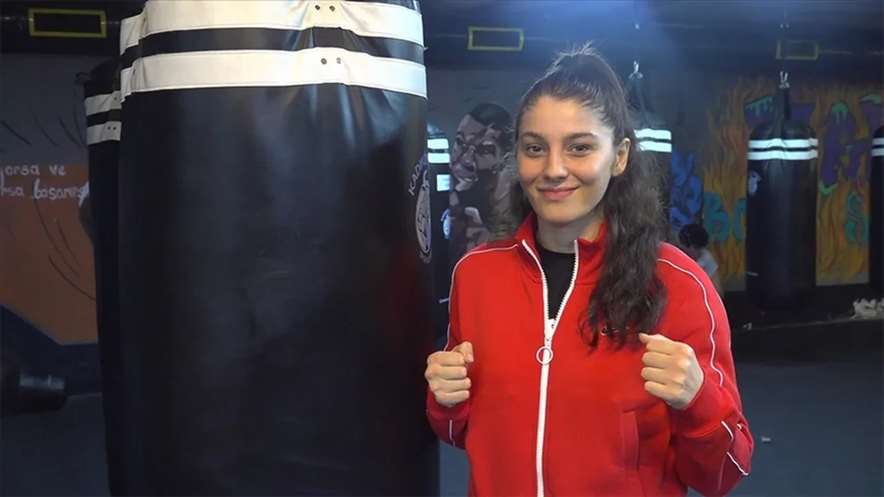 Survivor 2026 Seren Ay Çetin kimdir? Survivor 2026 Seren Ay Çetin nereli?