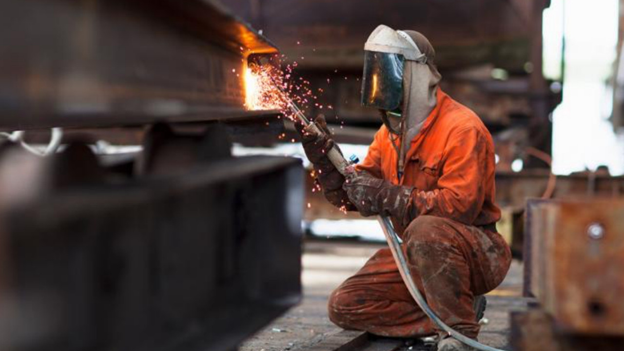TCMB Kasım Raporu: Maliyet baskısı bitmedi, talep kırılgan