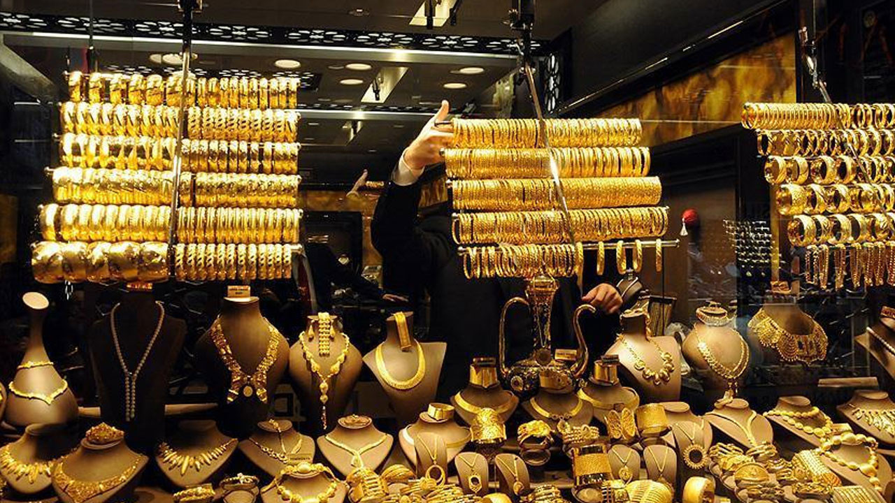 Altın haftayı böyle kapattı! Bakın kaç para oldu