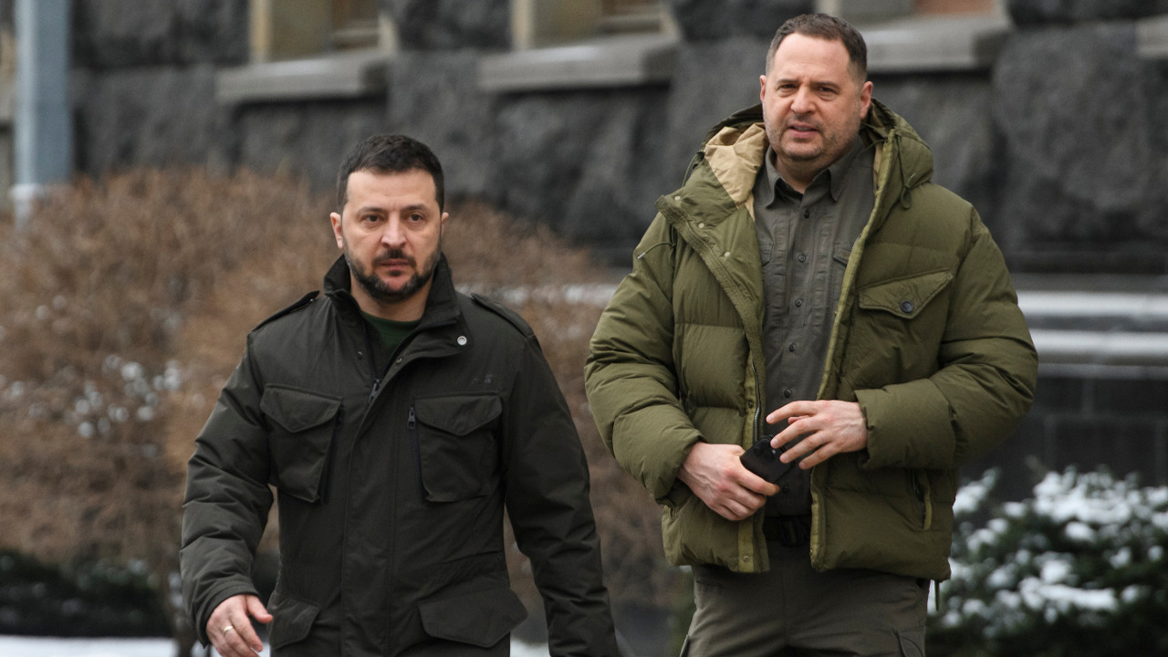 Kiev yönetiminde deprem! Zelenskiy'nin sağ koluydu