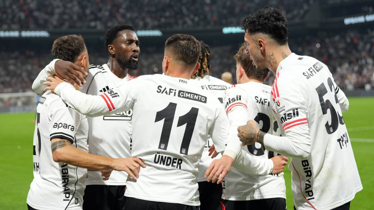 Beşiktaş, Fatih Karagümrük'e konuk oluyor! Maç öncesi muhtemel 11'ler
