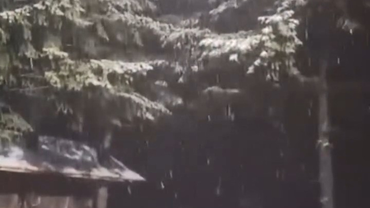 Kocaeli'ye mevsimin ilk karı yağdı!