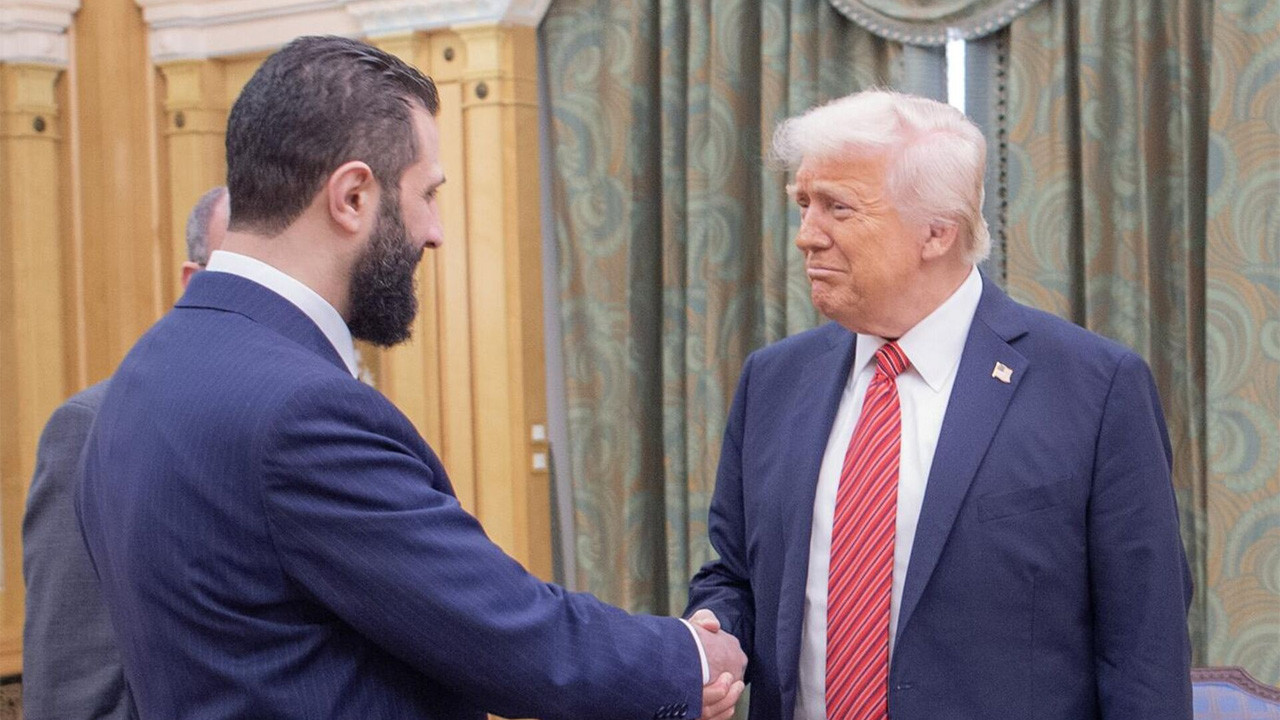 Trump'tan Şara'ya İsrail övgüsü! 'İyi ilişkiler için gayretle çalışıyor'