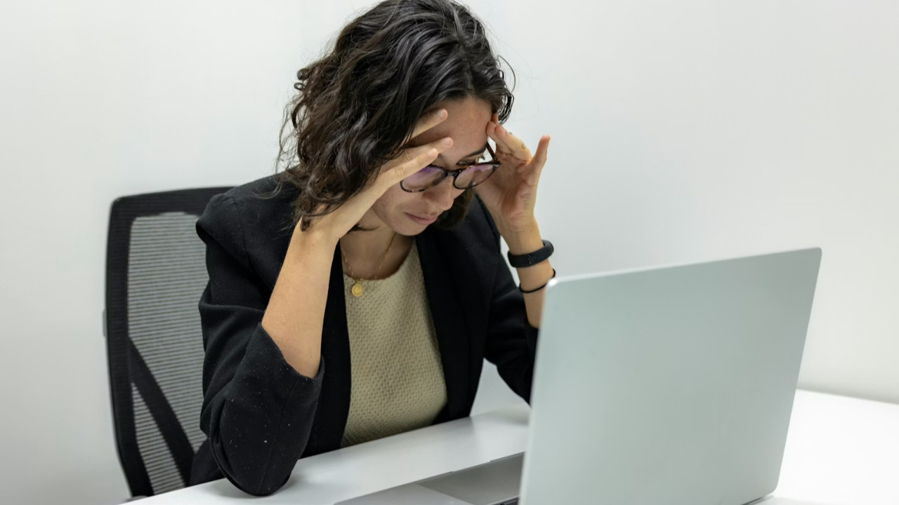 Uzmanlardan şirketlere kritik uyarı: Çalışanların ruh sağlığı tehdit altında