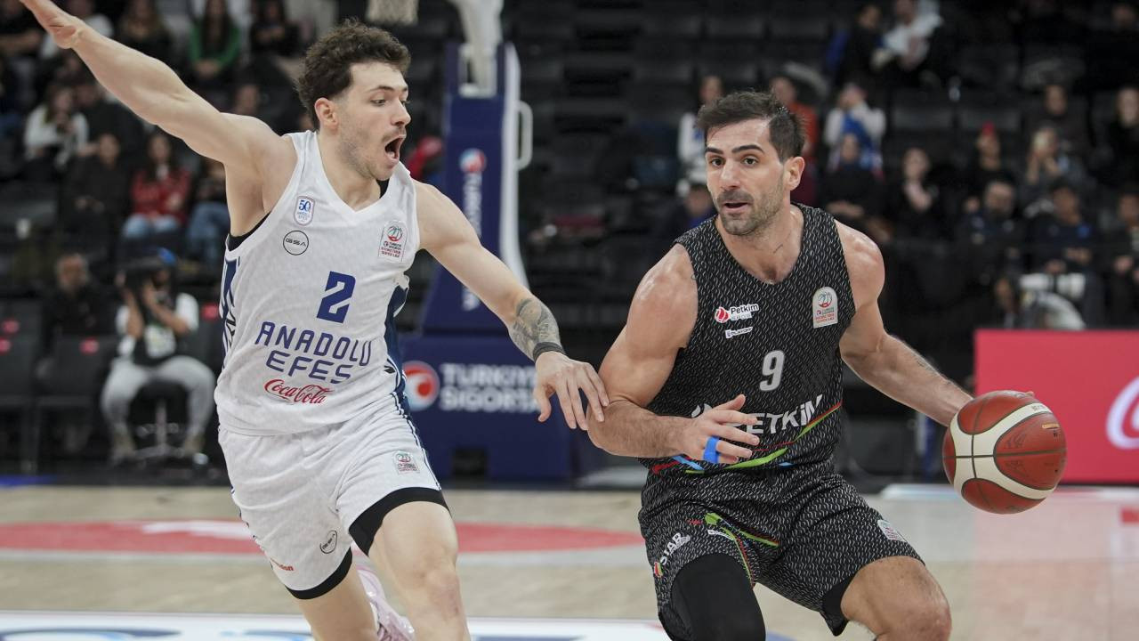 Anadolu Efes, Aliağa Petkimspor'a kaybetti