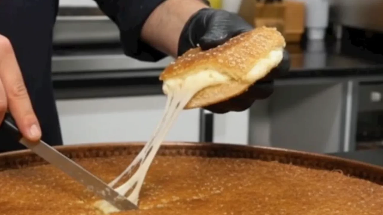 MasterChef'e damga vuran tarif! Ekmek arası künefe nasıl yapılır?