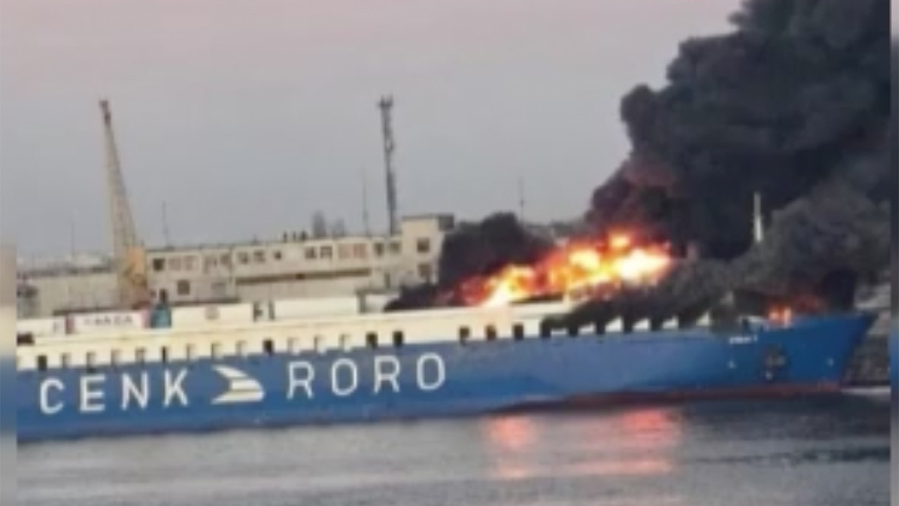 Türk şirketine ait kuru yük gemisinde patlama! Dışişleri Bakanlığından açıklama