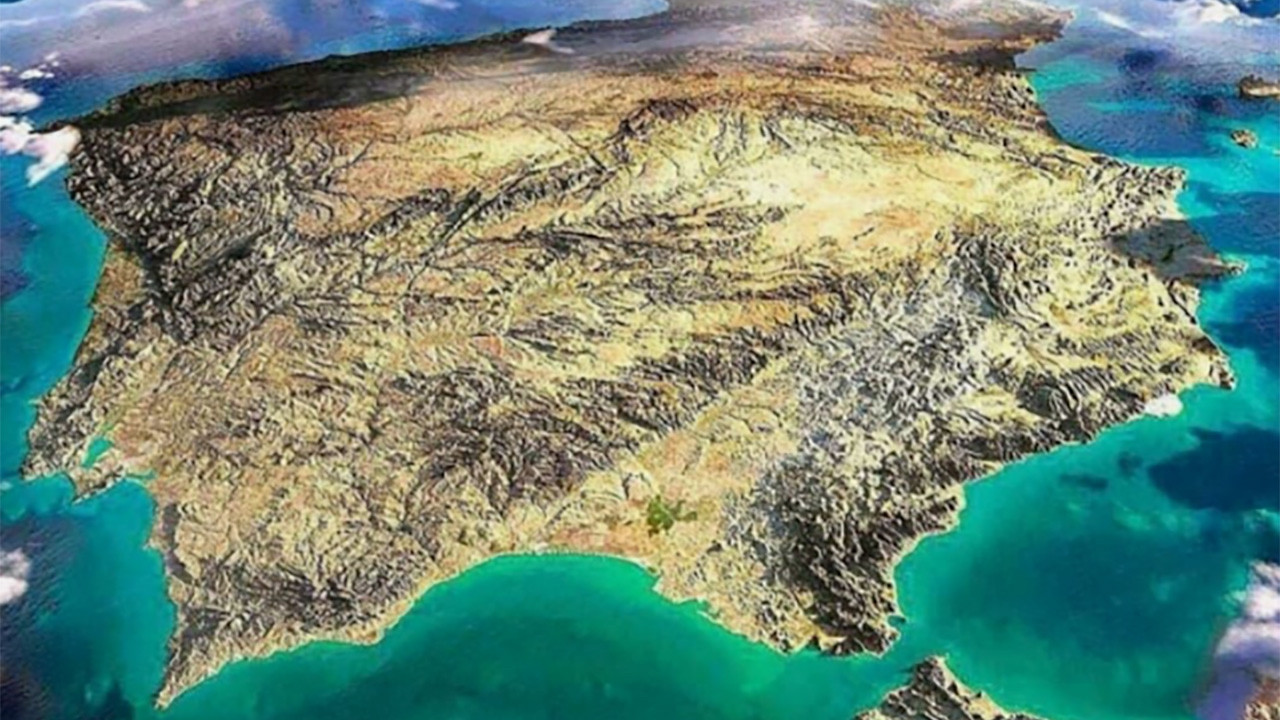 Kıyamet senaryosu gibi! Saat yönünde dönmeye başladı...