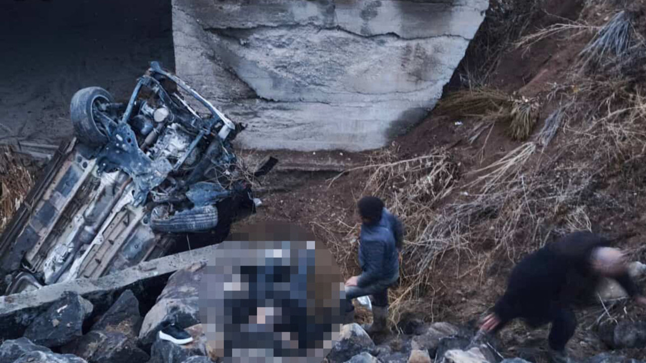 Sivas'ta feci kaza! 1 ölü, 2 yaralı var