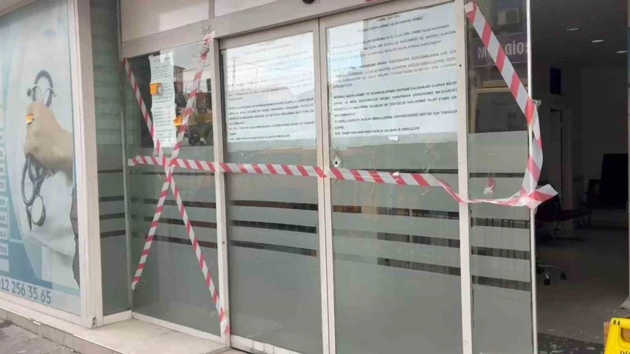 Beyoğlu'nda dehşet! Hastaneye ateş açıldı...