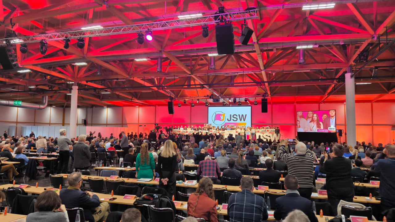 BSW Genel Kongresinden yükselen ses: ALMANYA’NIN BAĞIMSIZLIĞI VE SOSYAL ADALET İÇİN AYAKTAYIZ!