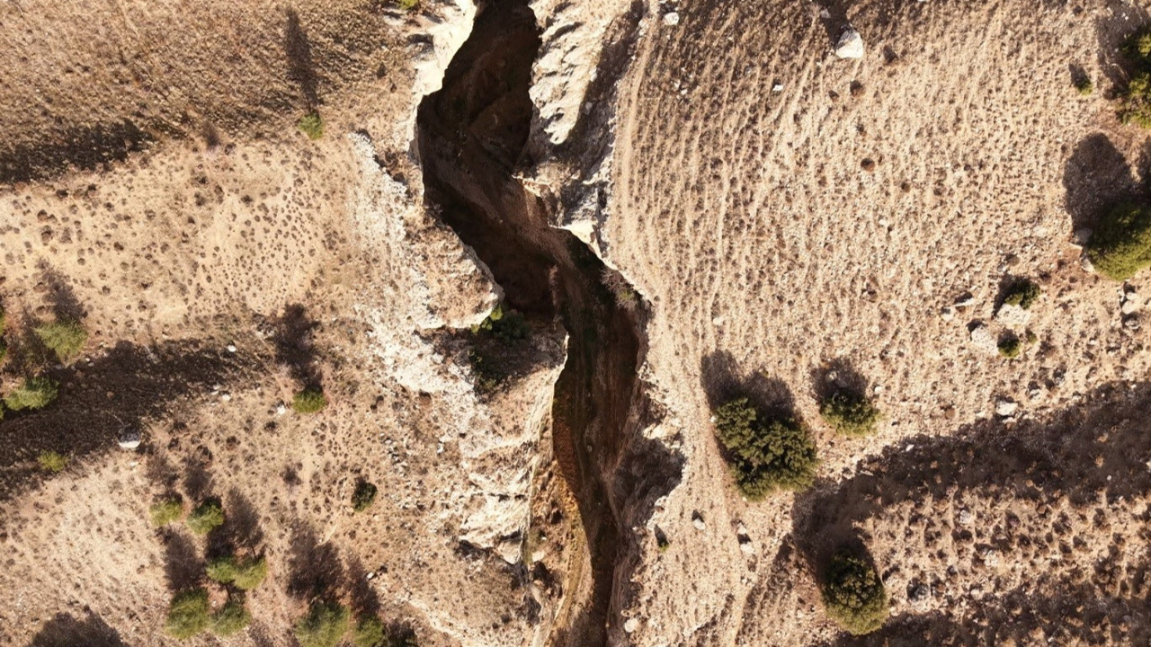 Doğal güzelliğiyle geçmişe ışık tutuyor! Burdur’da yer alıyor