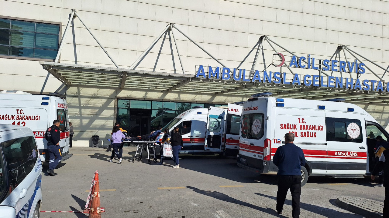 Mersin'de çikolata yiyip hastanelik oldular! 10 öğrenciden 7'si taburcu edildi