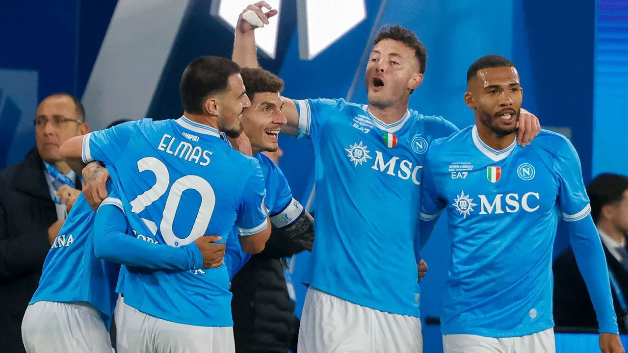 İtalya Süper Kupası'nı Napoli kazandı