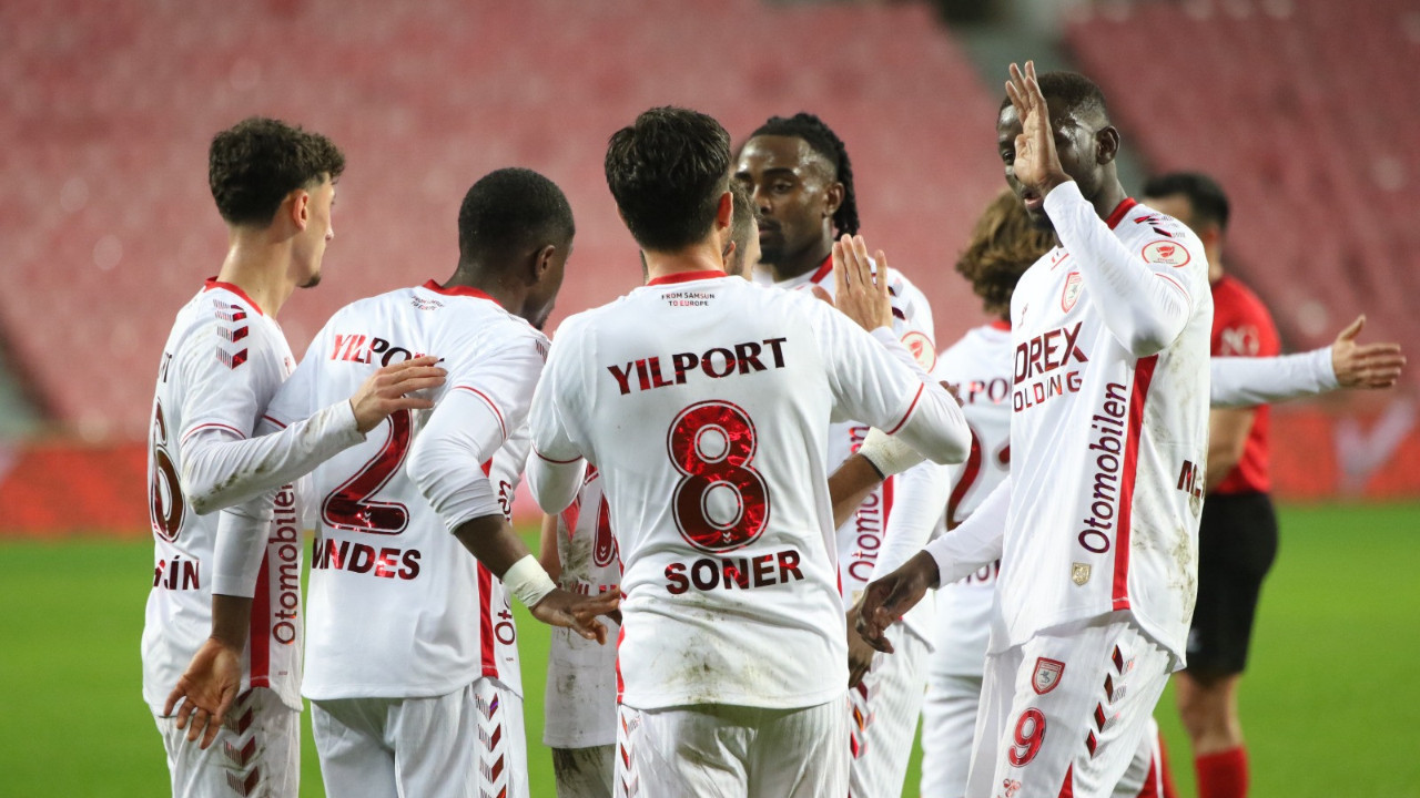 Samsunspor, ikas Eyüpspor'u 2-1 mağlup etti
