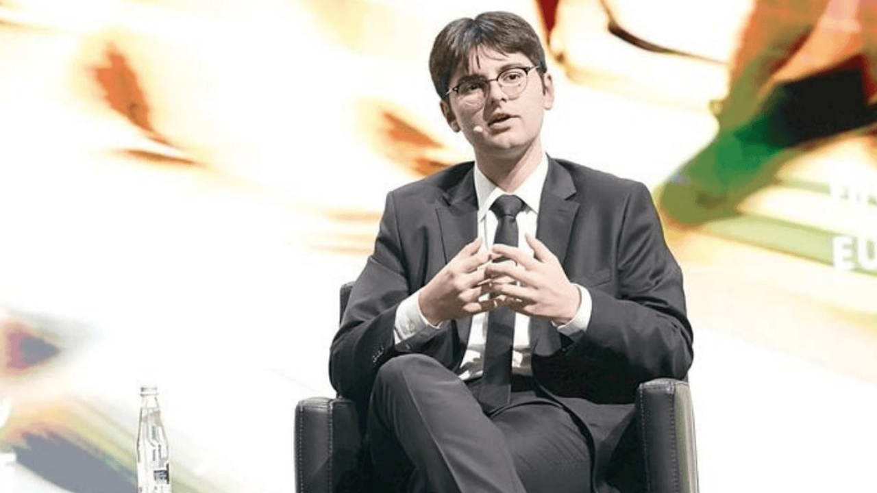 Gururlandıran tablo! Kabataş öğrencisi, Harvard Üniversitesi'ne tam burslu kabul edildi