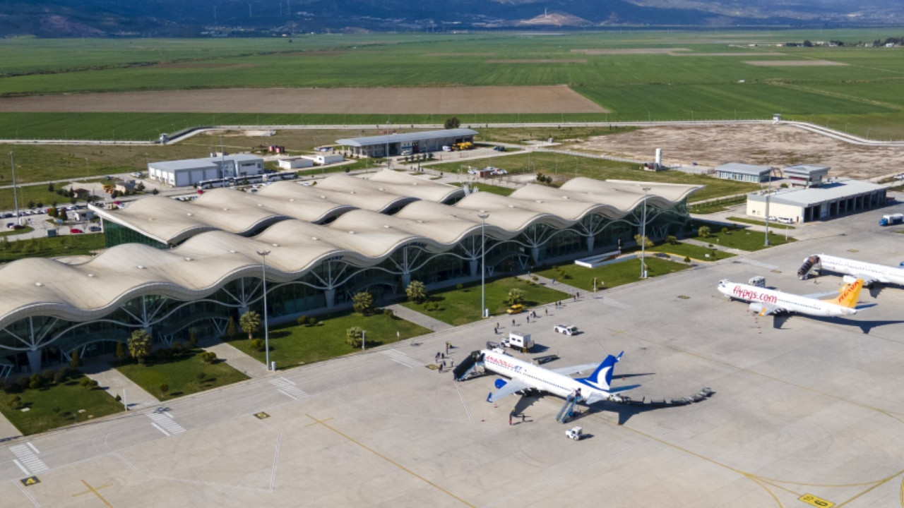 Ulaştırma bakanı açıkladı! Yeni havalimanı geliyor, tarih belli oldu