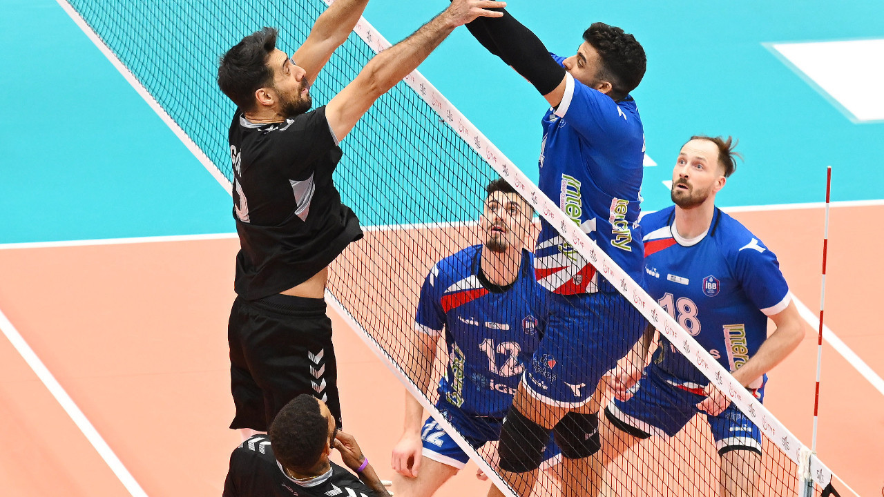 Efeler Ligi'nde ilk devre sona erdi