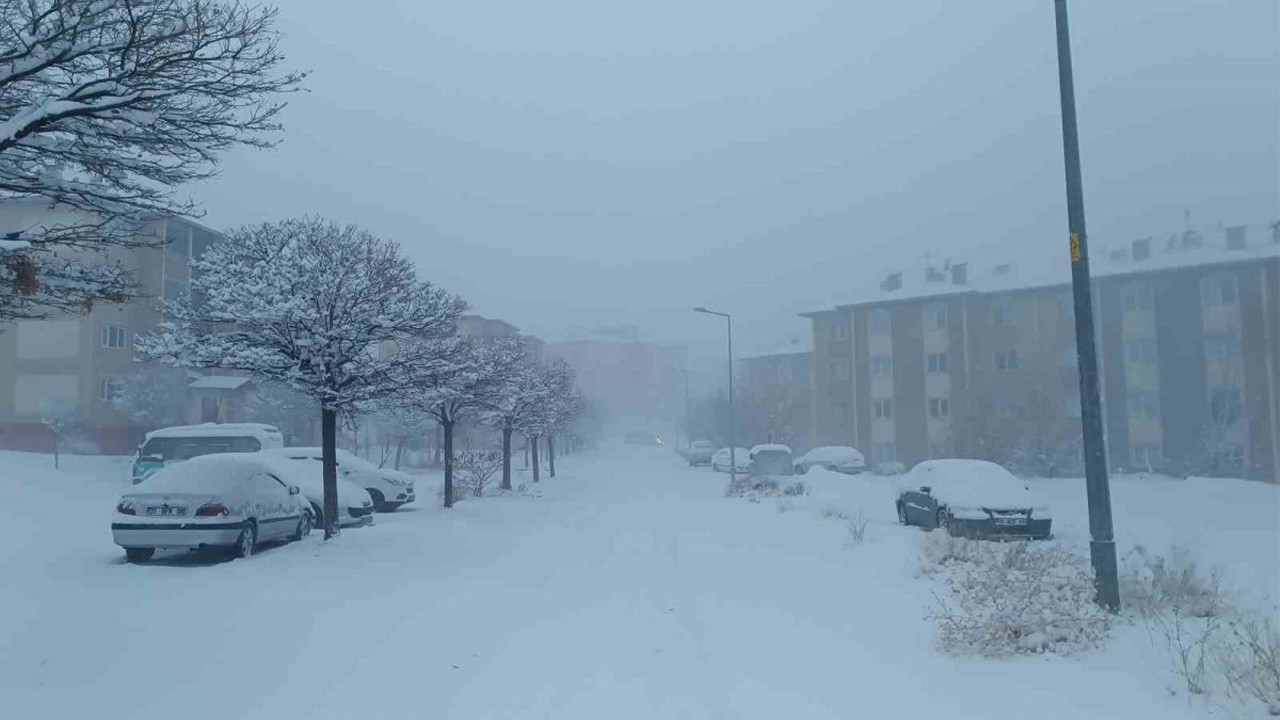 Van'da okullara kar tatili geldi mi? Valilik açıkladı