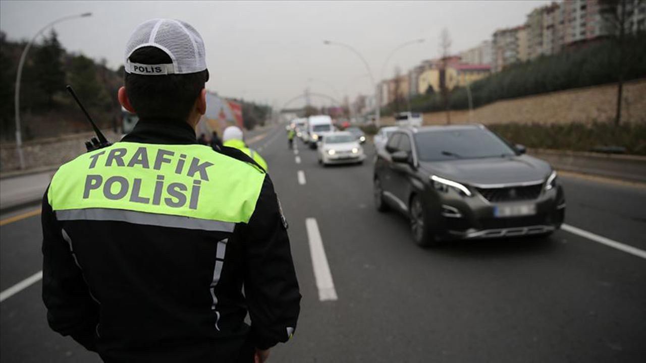 Ankara’da bazı yollar trafiğe kapatılacak! Yılbaşında dışarıda olacaklar dikkat