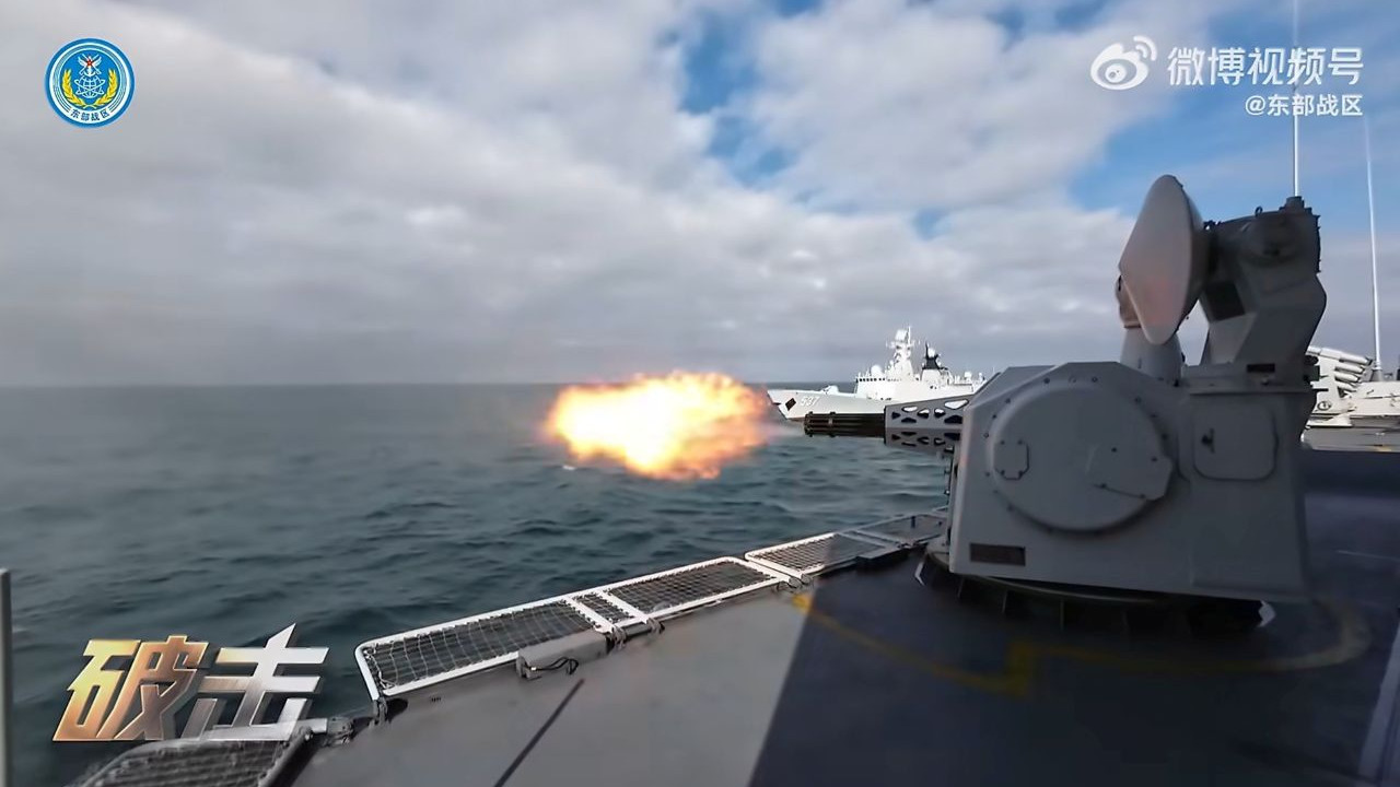 Kuşatma tatbikatı gerçek mühimmatla sürüyor: 'Müdahaleci güçler Çin ordusunun demir duvarına çarpacak'