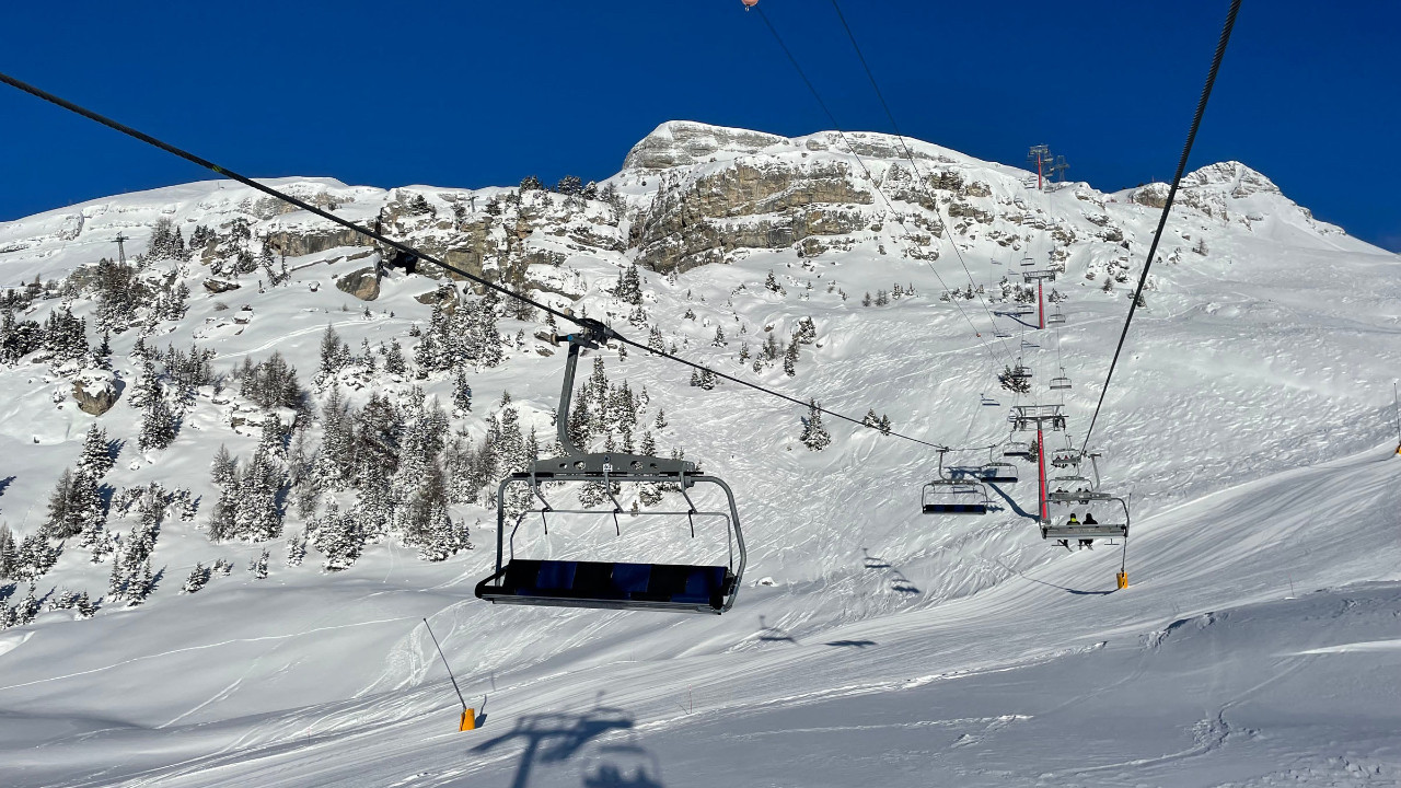 İsviçre'deki bir kayak merkezinde patlama! Çok sayıda kişi hayatını kaybetti
