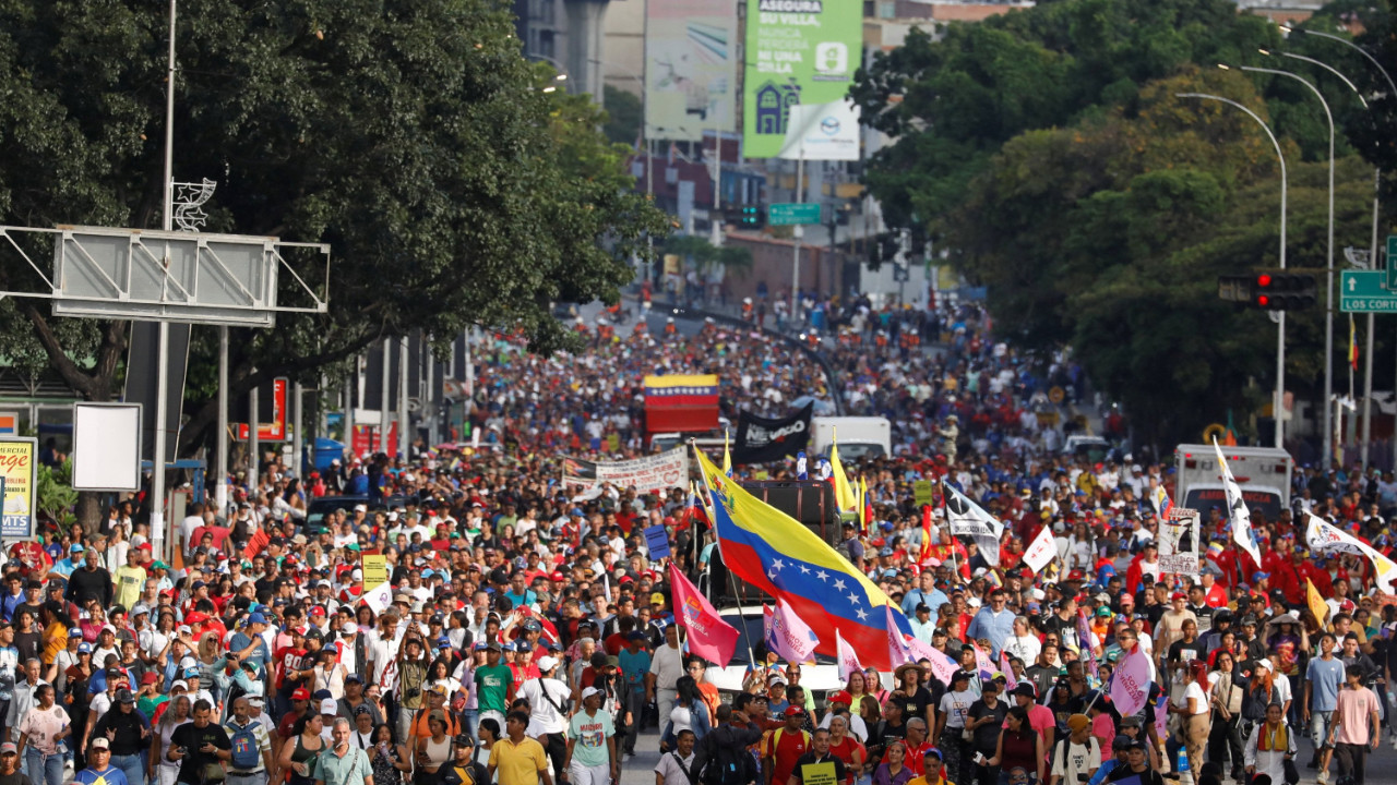 Venezuela hükümeti halkı sokağa çağırdı: Emperyalizme karşı ayağa kalkın