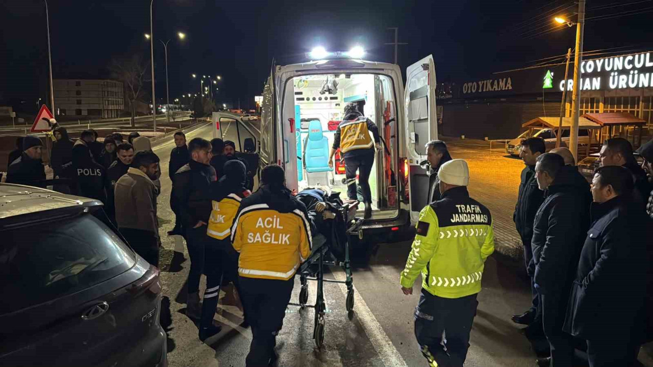 Afyonkarahisar'da kaza oldu! 7 kişi yaralandı