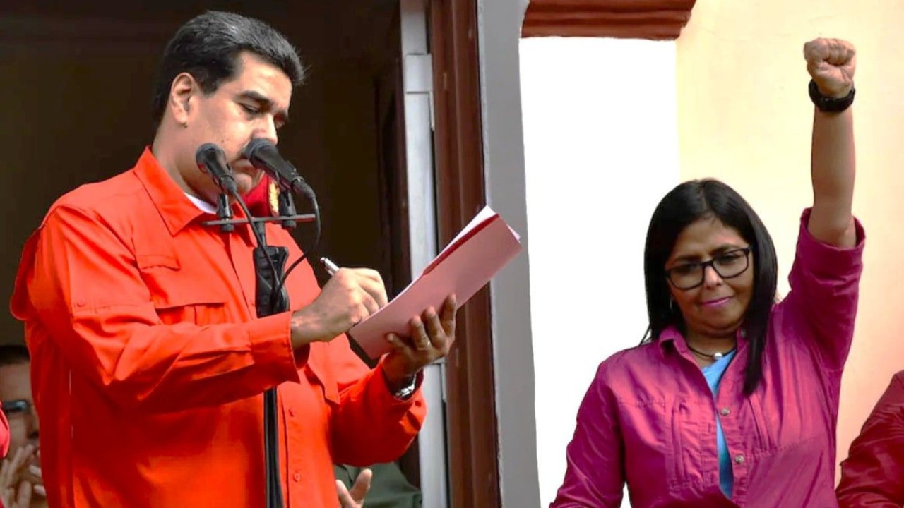 ‘Venezuela’nın tek lideri Maduro’