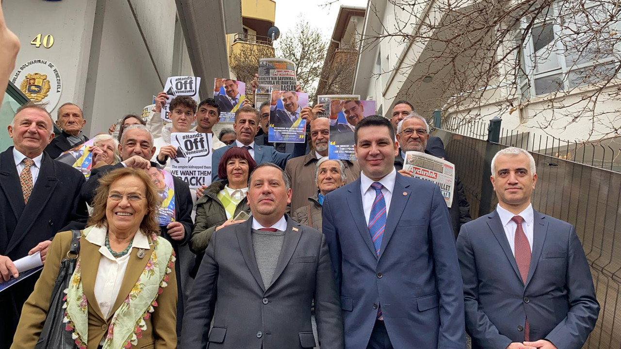 Can yoldaşıyız kan kardeşiyiz! Zorlukları birlikte aşacağız