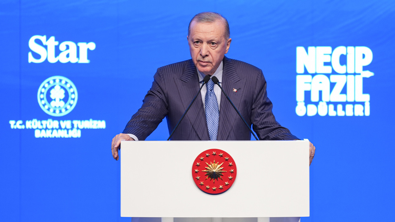 Cumhurbaşkanı Erdoğan'dan 'kültürel yozlaşma' uyarısı! 'Tüm dünyayı etkisi altına alıyor'