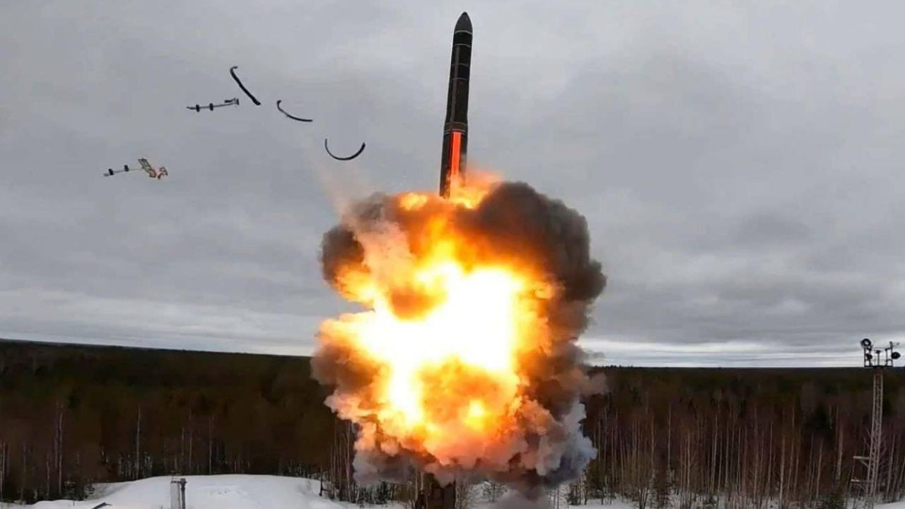 Rusya'dan Ukrayna'ya Oreşnikli misilleme... Medvedev: Tehlikeli psikopatlara böyle davranılır