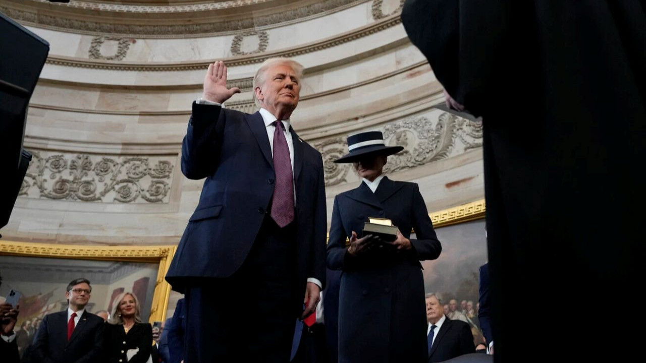 Gelin güvey oldu: Trump kendini Venezuela'nın 'geçici başkanı' olarak atadı