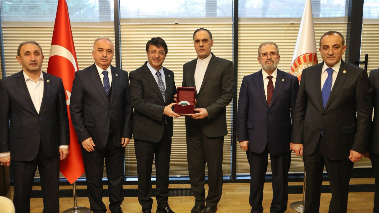 'İran'daki siyasi istikrar bölge açısından hayati'