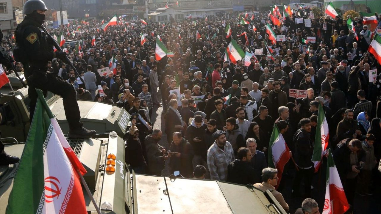 İsrailli eski askeri istihbarat liderinden itiraf: 'Tahran hâlâ çok güçlü'