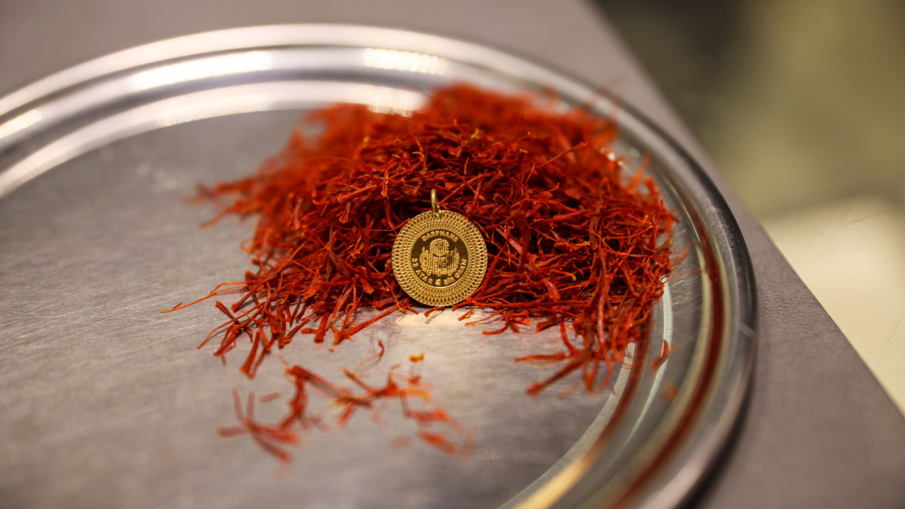 Kilosu 900 bin liraya çıktı! Safranı böyle taklit ediyorlar