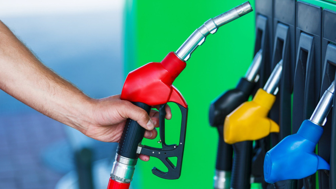 Akaryakıta zam geldi! Tabela fiyatları değişti